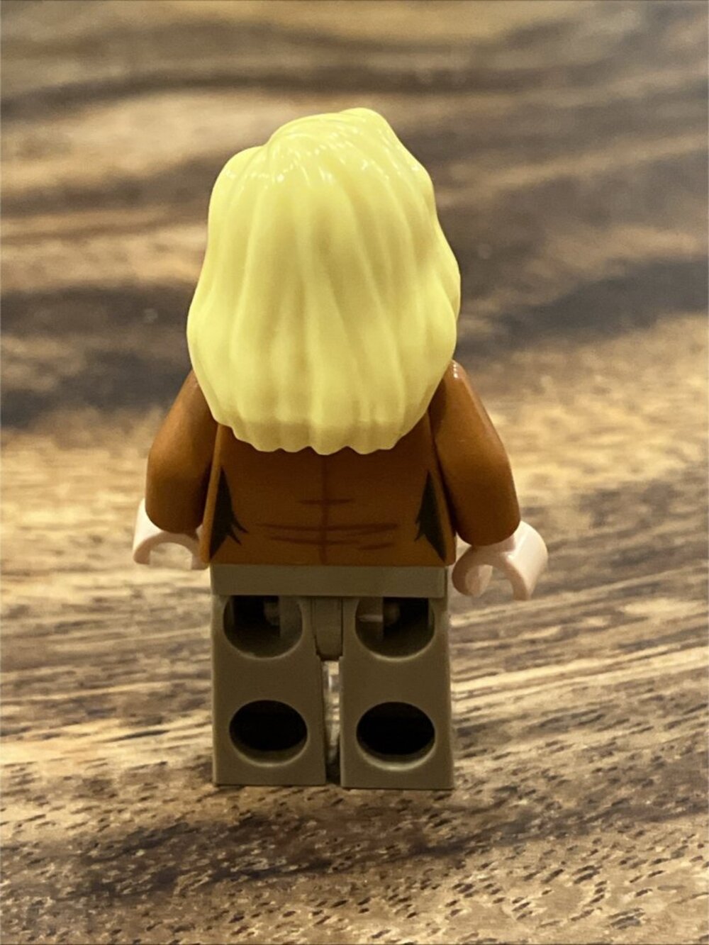 Lego Minifigure ( Authentic ) - Picture 3 of 3